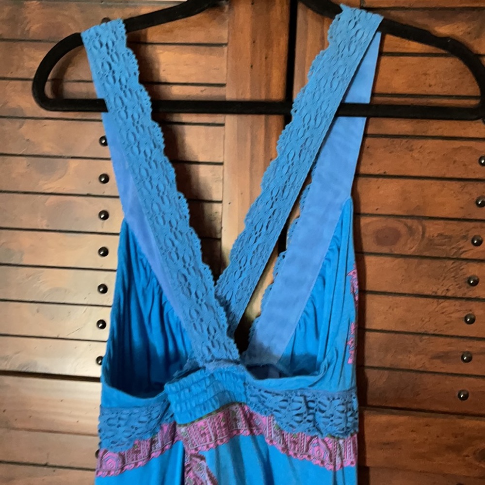 Free people top or dress. - Picture 4 of 7